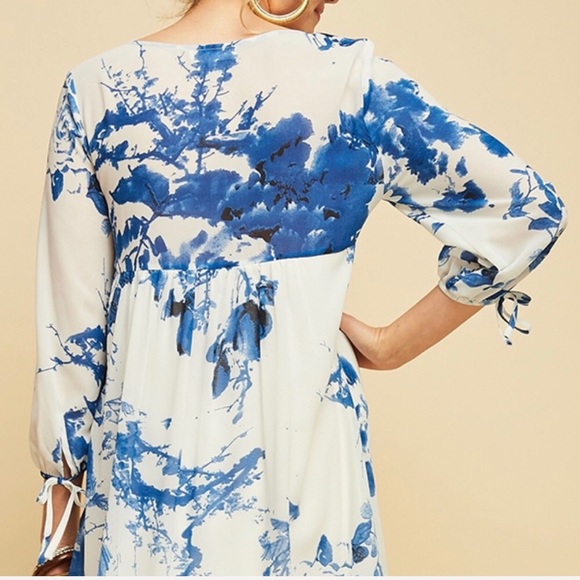 LAST ONE! Entro Blue & White Boho Floral - Picture 6 of 8